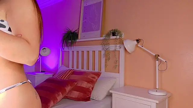 KeendraFox  online show from 03-19-26, 06:08