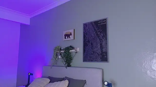 KeendraFox  online show from 03-27-26, 10:16