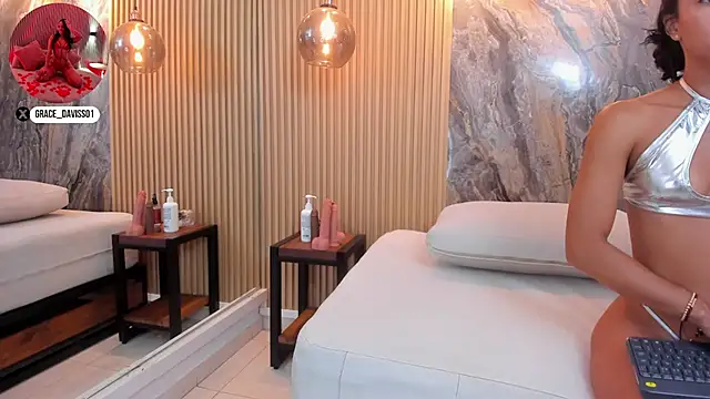 grace daviss online show from 09-25-25, 10:54