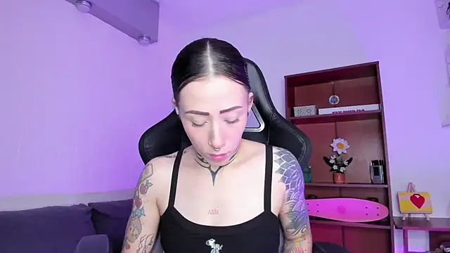 millyInk online show from 10-10-25, 10:43