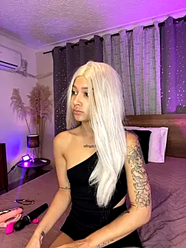 SofiaClarkson online show from 11-05-25, 03:26