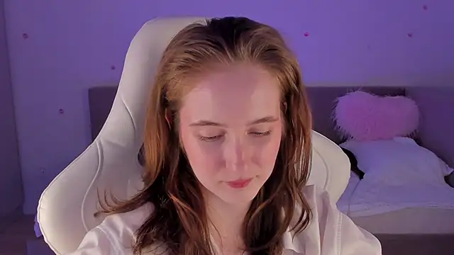 CrystalSoul  online show from 10-31-25, 01:30