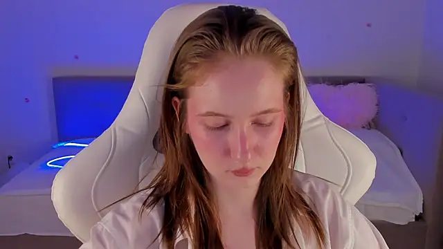 CrystalSoul  online show from 11-30-25, 02:12