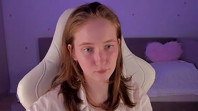 CrystalSoul  online show from 11-04-25, 10:24