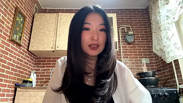 EmmaLeexth online show from 03-24-26, 11:21