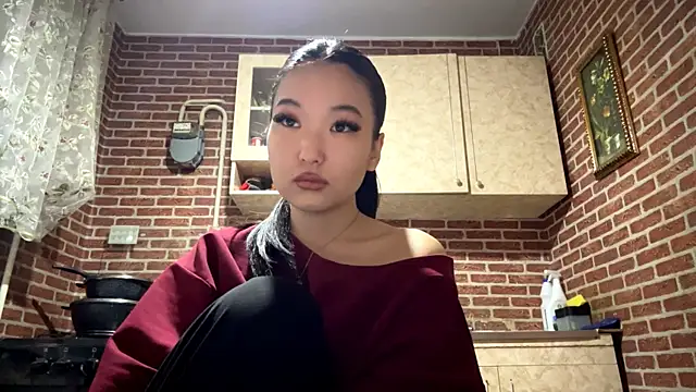 EmmaLeexth online show from 03-29-26, 01:35