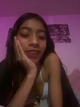 Lamorena Hot online show from 09-18-25, 04:04