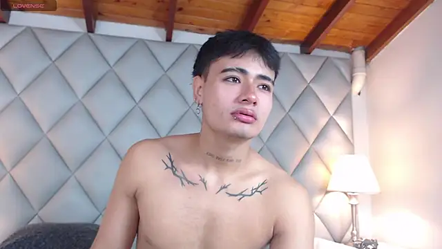 Clement Reyes online show from 10-08-25, 12:39