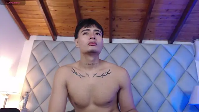 Clement Reyes online show from 10-28-25, 12:48