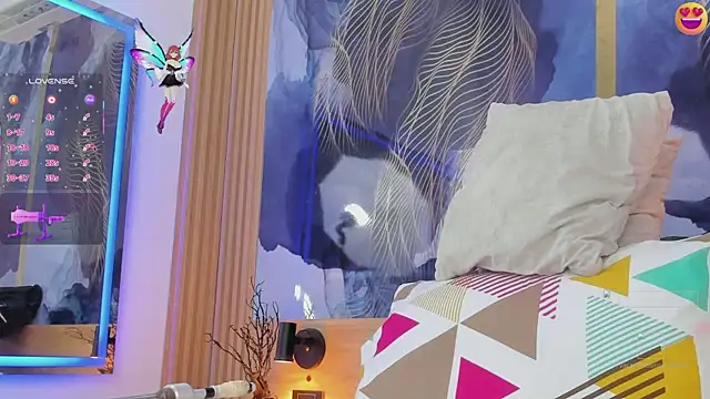 Anabacker01 online show from 11-18-25, 07:28