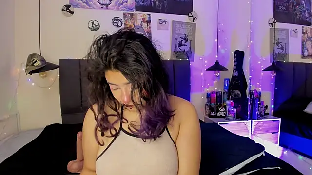 SabrinaV  online show from 06-26-26, 11:27