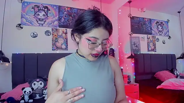 SabrinaV  online show from 05-12-26, 11:16