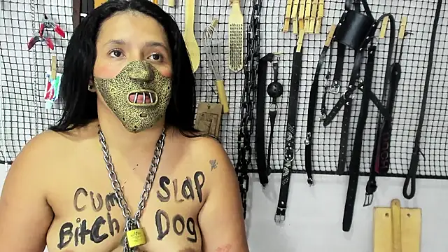 Snapshot of BDSM_MEDUZA chatting on 02-15-26, 04:02 BDSM MEDUZA online show from 02-15-26, 04:02