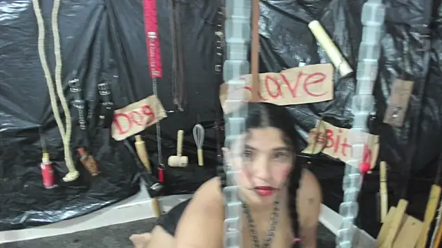 Snapshot of BDSM_MEDUZA chatting on 05-22-26, 10:35 BDSM MEDUZA online show from 05-22-26, 10:35