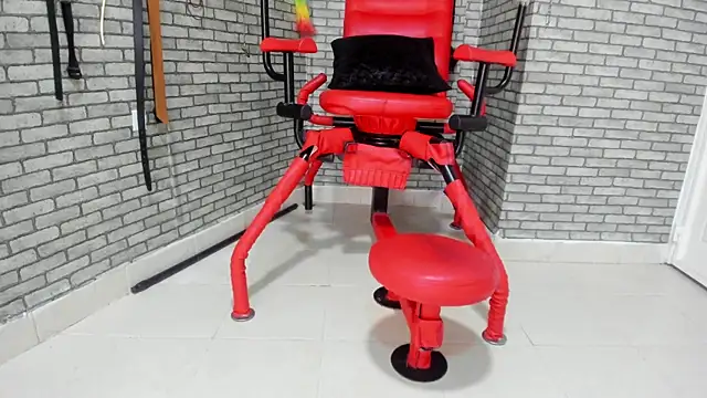 Snapshot of BDSM_MEDUZA chatting on 01-09-26, 11:28 BDSM MEDUZA online show from 01-09-26, 11:28