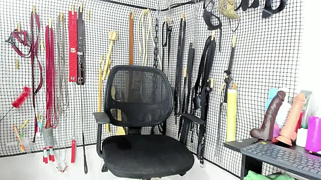 Snapshot of BDSM_MEDUZA chatting on 03-03-26, 03:35 BDSM MEDUZA online show from 03-03-26, 03:35