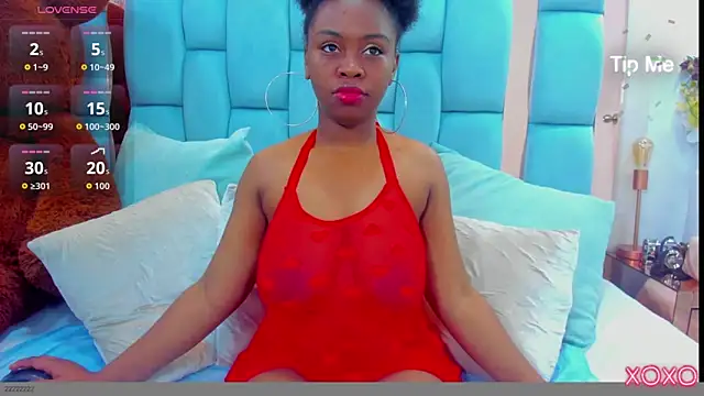 hazellanee online show from 04-03-26, 03:24