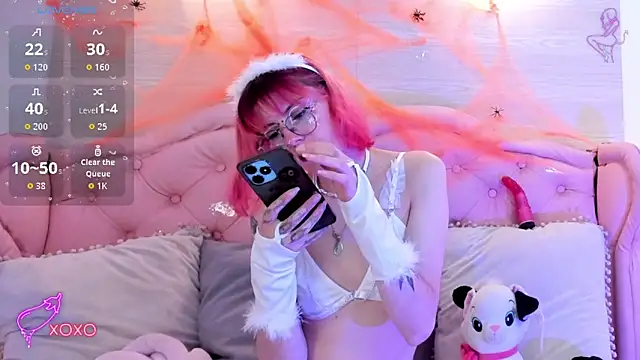 Snapshot of Rossiie_Hunt_ chatting on 10-09-25, 04:40 Rossiie Hunt online show from 10-09-25, 04:40