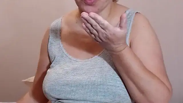 Snapshot of NastyAssxx chatting on 10-01-25, 12:20 NastyAssxx online show from 10-01-25, 12:20