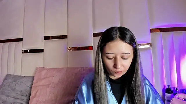 Snapshot of ANLLELOAndANGELA chatting on 04-29-26, 05:30 ANLLELOAndANGELA online show from 04-29-26, 05:30