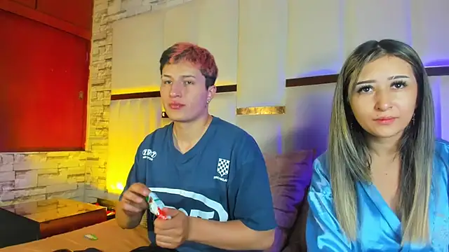 Snapshot of ANLLELOAndANGELA chatting on 02-12-26, 05:56 ANLLELOAndANGELA online show from 02-12-26, 05:56