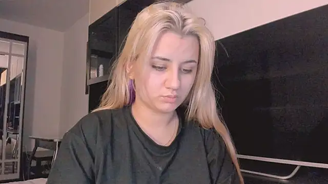 BarbaraSiren online show from 11-04-25, 04:44