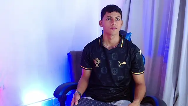 deivid bigcock1 online show from 07-27-26, 12:28