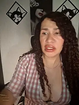 Snapshot of Lina_444 chatting on 05-22-26, 02:20 Lina 444 online show from 05-22-26, 02:20