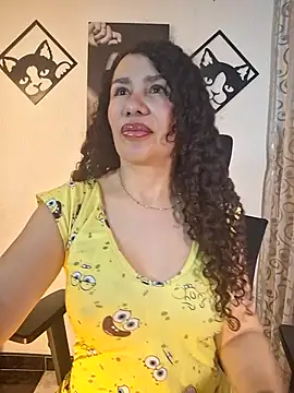 Snapshot of Lina_444 chatting on 04-01-26, 02:02 Lina 444 online show from 04-01-26, 02:02
