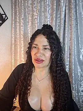 Snapshot of Lina_444 chatting on 04-09-26, 01:40 Lina 444 online show from 04-09-26, 01:40