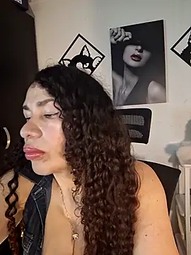 Snapshot of Lina_444 chatting on 05-09-26, 01:42 Lina 444 online show from 05-09-26, 01:42