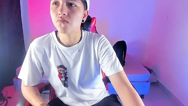 Snapshot of nicocoox chatting on 02-03-26, 02:11 nicocoox online show from 02-03-26, 02:11