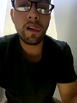 Snapshot of Fran-cisco1509 chatting on 10-02-25, 10:51 Fran-cisco1509 online show from 10-02-25, 10:51