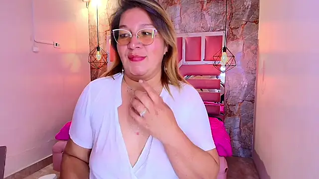 MaylinRosse  online show from 04-16-26, 09:39