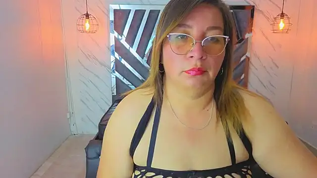 MaylinRosse  online show from 06-29-26, 06:18