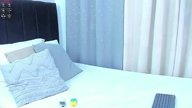Lenapaul  online show from 09-22-25, 03:34