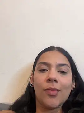 Snapshot of Mia_fire666 chatting on 12-02-25, 05:20 Mia fire666 online show from 12-02-25, 05:20