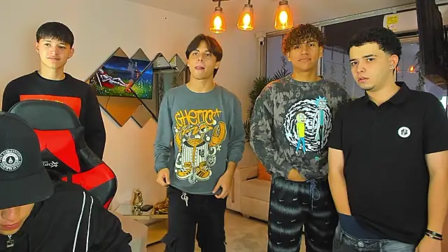 Snapshot of Houseofwarrios chatting on 03-01-26, 05:40 Houseofwarrios online show from 03-01-26, 05:40