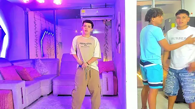 Snapshot of Houseofwarrios chatting on 01-18-26, 05:44 Houseofwarrios online show from 01-18-26, 05:44