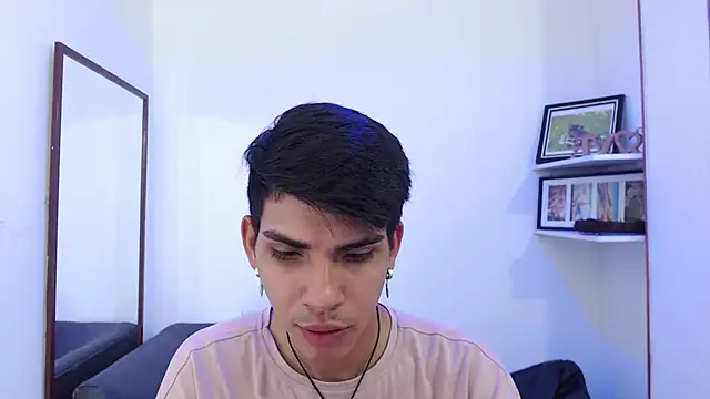 David 925  online show from 11-08-25, 03:54