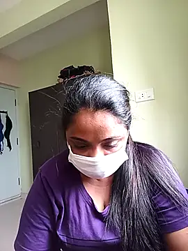 queendivya online show from 10-04-25, 05:09