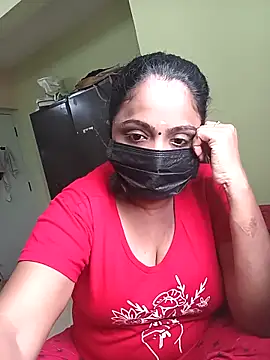 queendivya online show from 11-22-25, 04:11