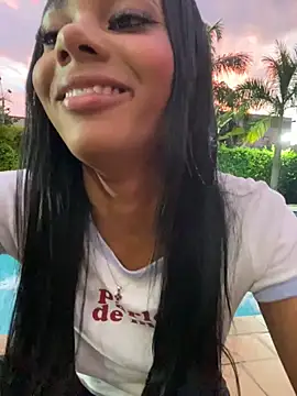 Snapshot of Savannahfisher chatting on 04-22-26, 11:22 Savannahfisher online show from 04-22-26, 11:22