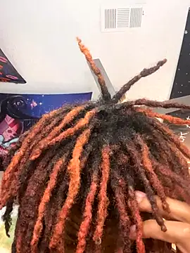 Snapshot of Zayinc chatting on 10-28-25, 08:08 Zayinc online show from 10-28-25, 08:08