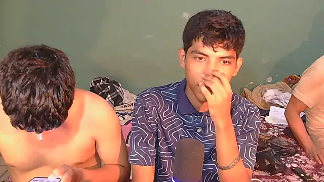 P4NT0J4 online show from 04-18-26, 08:27