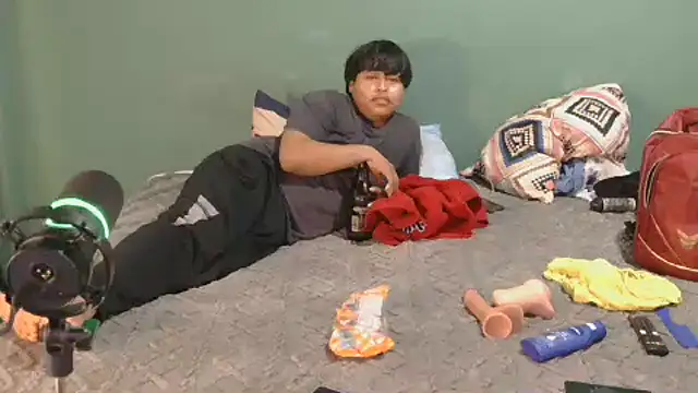 Snapshot of P4NT0J4 chatting on 03-01-26, 01:16 P4NT0J4 online show from 03-01-26, 01:16