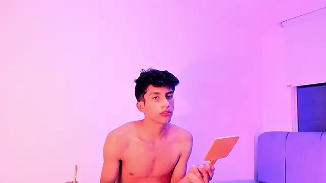 Erick Velveth online show from 06-23-26, 04:43