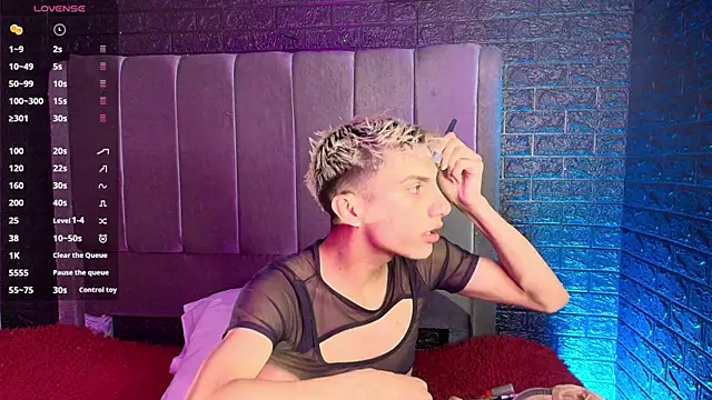 Erick Velveth online show from 11-15-25, 05:22