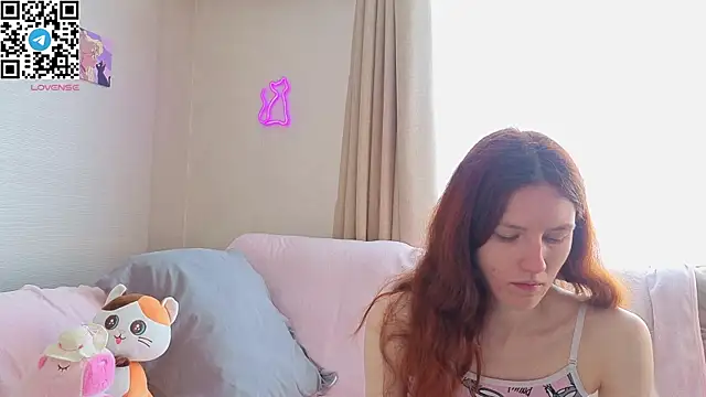 Snapshot of Little_rosy chatting on 07-05-26, 04:19 Little rosy online show from 07-05-26, 04:19