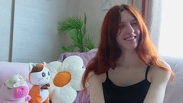 Snapshot of Little_rosy chatting on 05-16-26, 04:33 Little rosy online show from 05-16-26, 04:33